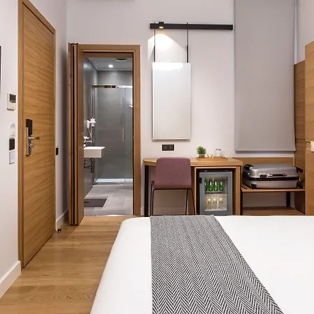 Aegli Otel 4*